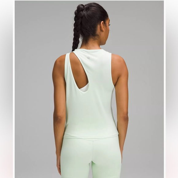 LULULEMON Shoulder Cut-Out Yoga Tank Top - Picture 5 of 9